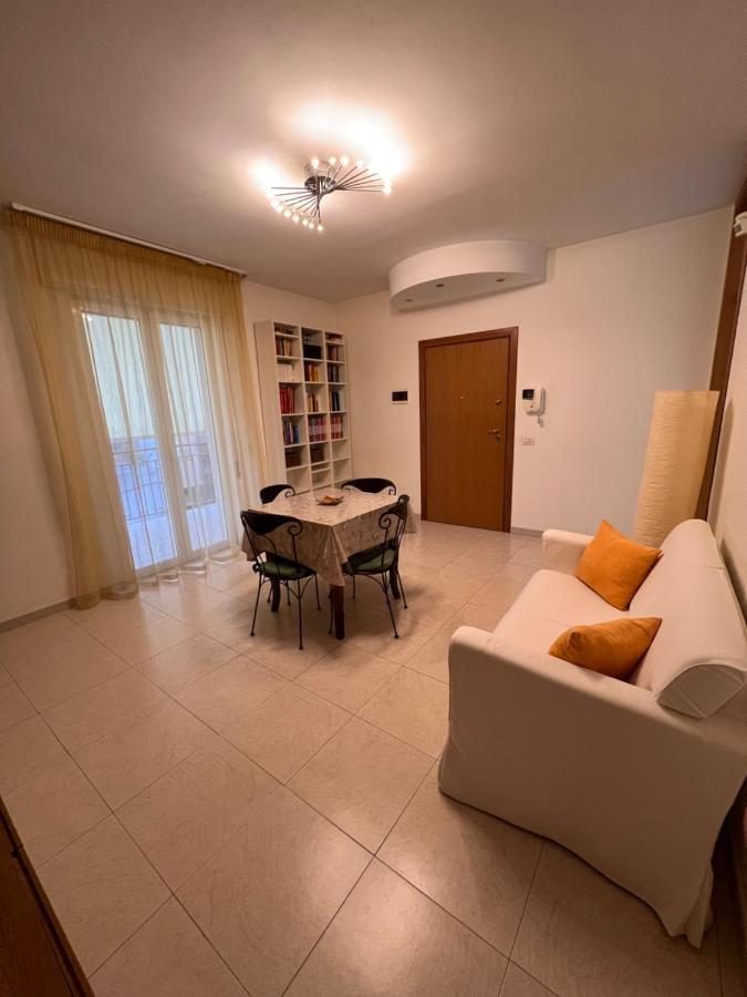 Appartamento Modugno centro  Esterno foto